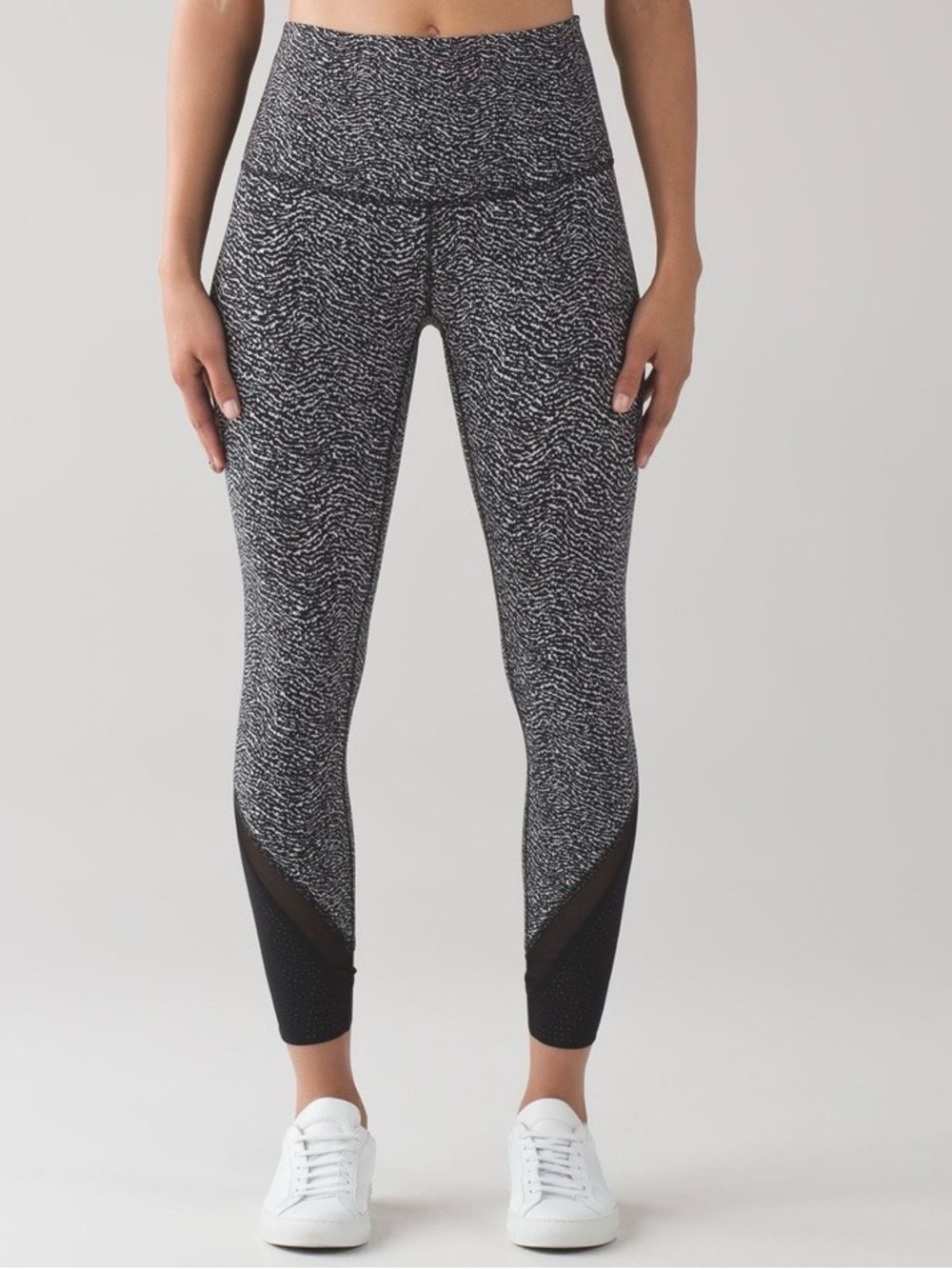 Lululemon Wunder Under Pant (Hi-Rise) (Laser Cut) Luon Ripple Jacquar